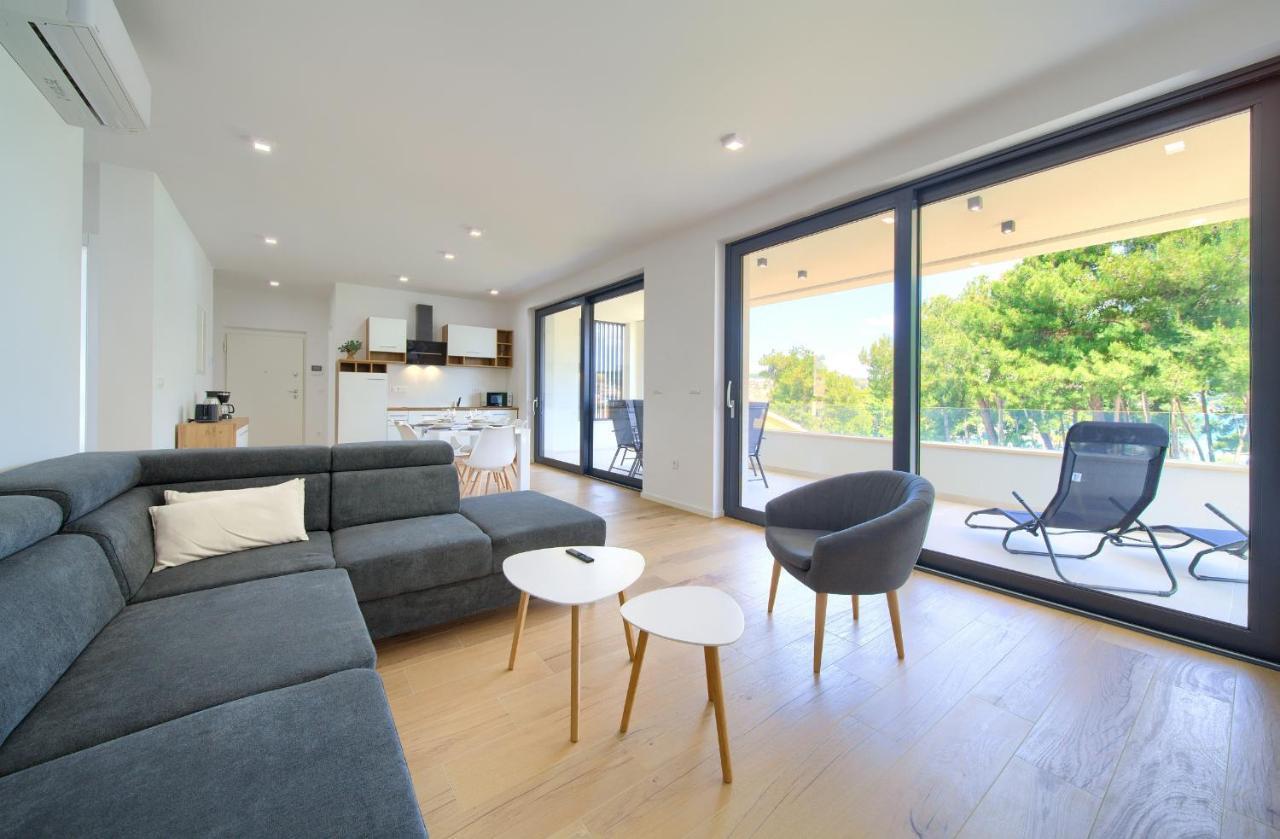 Villa Sabic By The Sea Krk Town Bagian luar foto