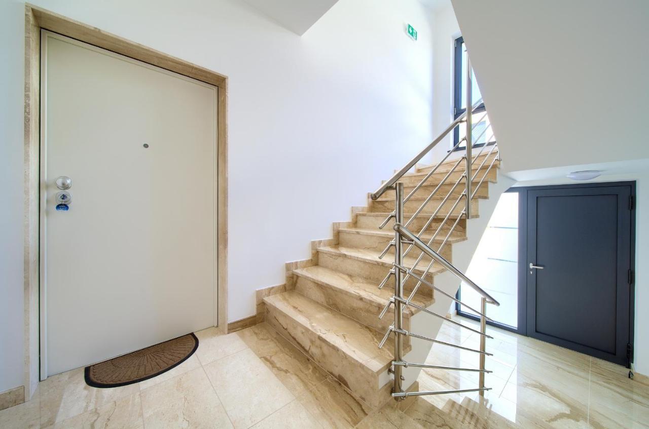 Villa Sabic By The Sea Krk Town Bagian luar foto
