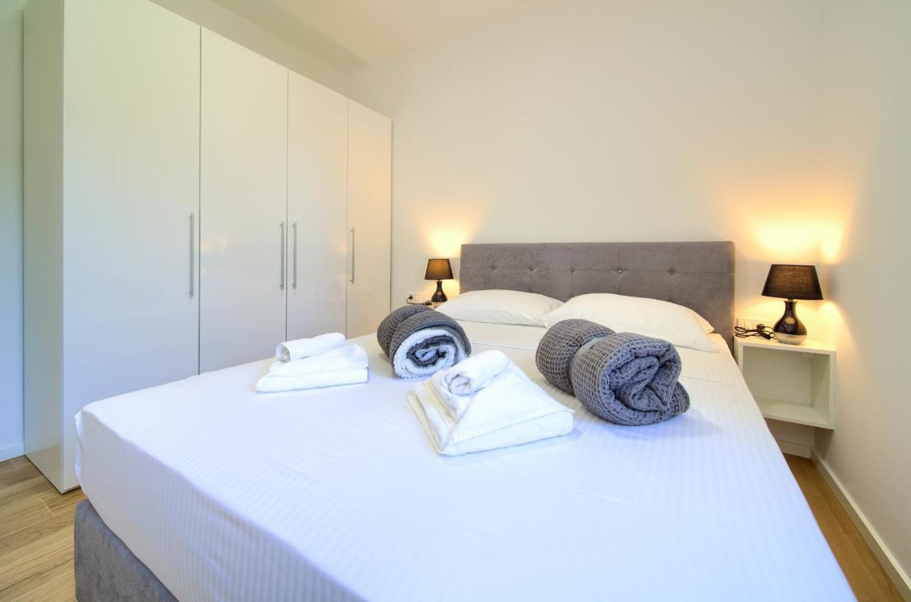 Villa Sabic By The Sea Krk Town Bagian luar foto