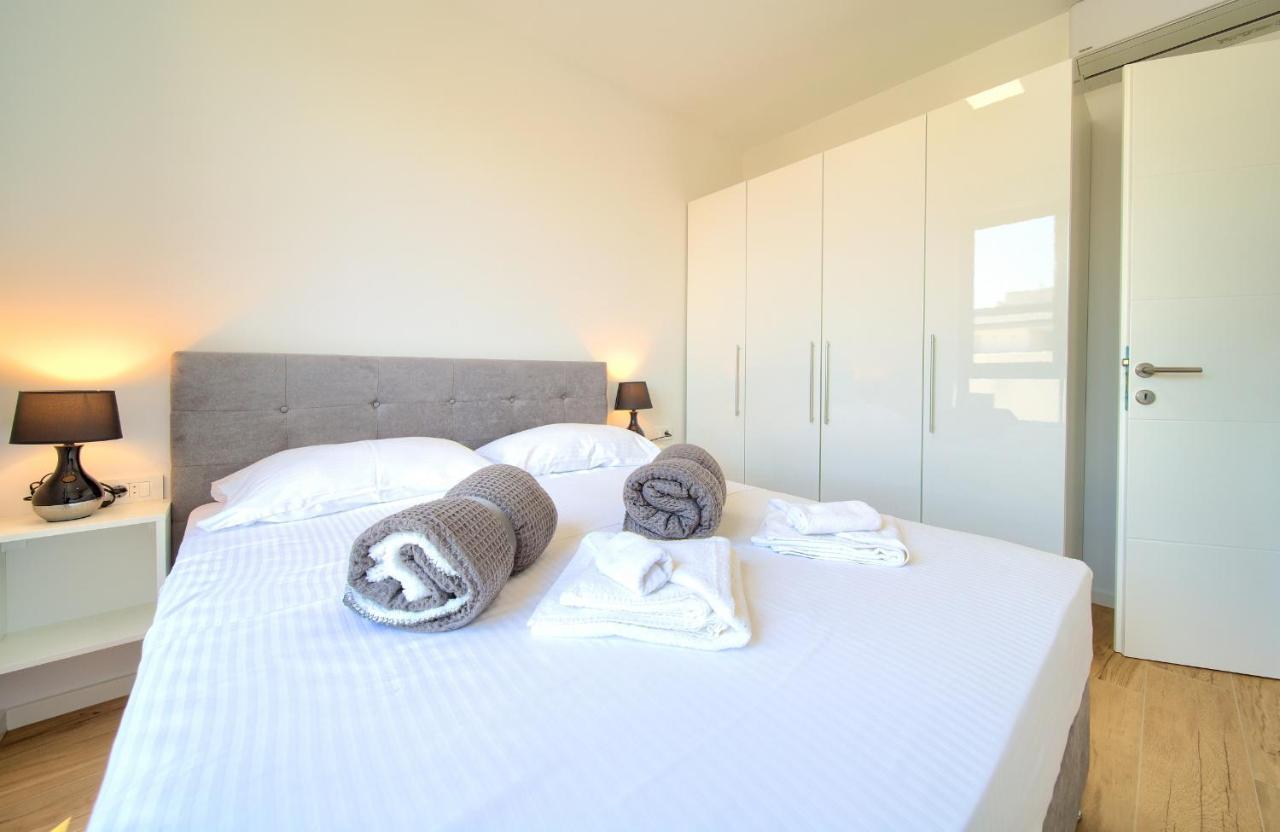 Villa Sabic By The Sea Krk Town Bagian luar foto